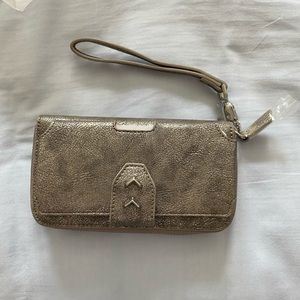 New never used Stella & Dot wristlet